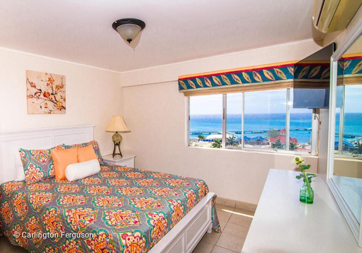 Turtle Beach Towers Ocho Rios Exterior photo